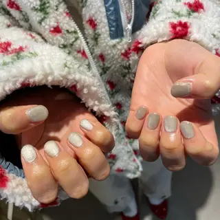 ネイル ﾔｽﾀﾞ ﾐﾅのネイルデザイン