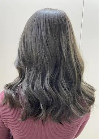 セミロング コトネ🫧 韓国風レイヤーカットのヘアスタイル