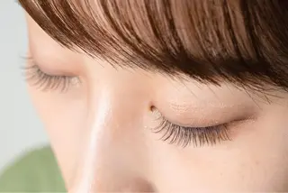 マツエク・マツパ 1席のみの個室サロン 西麻布1丁目のマツエク・マツパデザイン