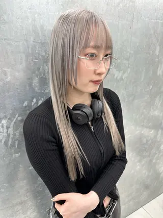 ロング カラー 顔周り/韓国風 /アイドル 吾妻光のヘアスタイル