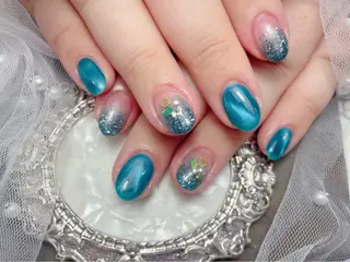 ネイル マジックミラー所属・マジック ミラーのネイルデザイン