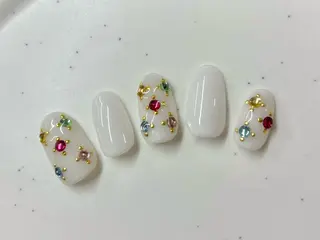 ネイル Hübsch所属・Sakura Hのネイルデザイン