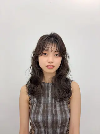 ロング Beehive💎 ARINAのヘアスタイル