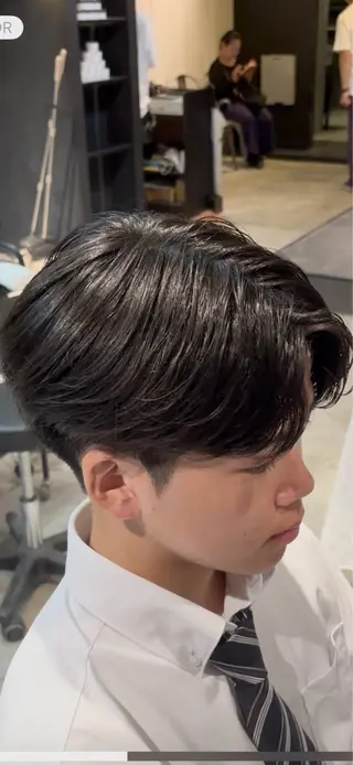メンズ PERCUT所属・メンズパーマモデル/ 岩谷 諒大のヘアスタイル