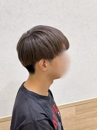 カラー メンズ 山口 玖瑠美のヘアスタイル