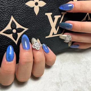 ネイル Laki nailのネイルデザイン