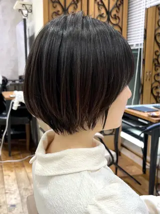 ショート カラー 💍新宿ショート 💍岩田莉奈のヘアスタイル