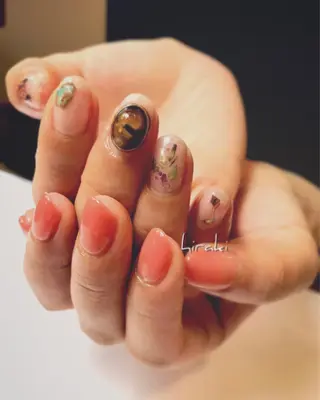 ネイル nail atelier AMBER所属・saori .の眉毛・アイブロウイメージ