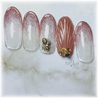 ネイル 爪咲 りり花のネイルデザイン