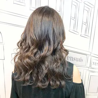 ミディアム レイヤー⭐️カラー ⭐️平川雅史のヘアスタイル