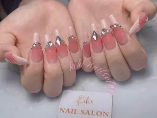 ネイル ユリ🎀長さだし/ パラジェル/持ち込みのネイルデザイン