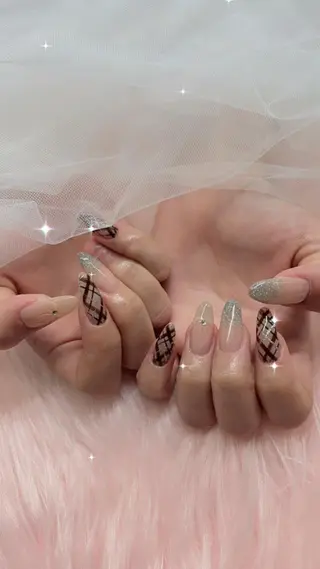 ネイル PEEKABOO 心斎橋のネイルデザイン