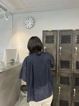 ミディアム INORI /フェイスレイヤーのヘアスタイル