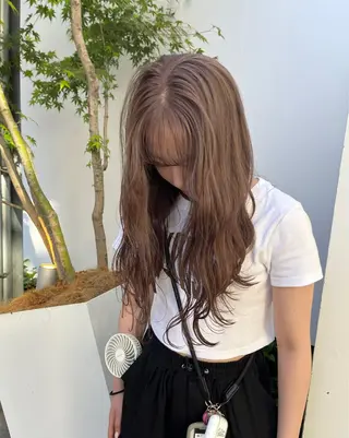 セミロング カラー オリーブ/縮毛♡ Natsuno🩰のヘアスタイル