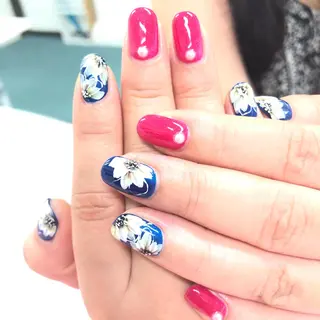 ネイル ユリシスネイル 担当近藤のネイルデザイン