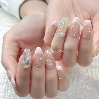 ネイル Queens テイのネイルデザイン