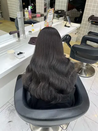 ロング 寒色＆ブリーチ特化 寒色MiOのヘアスタイル