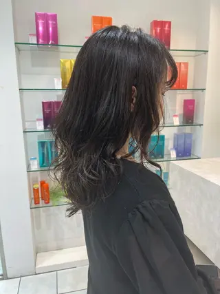 ロング Bellpo所属・磯山 直貴のヘアスタイル