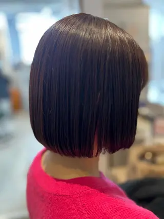 ショート カラー つぼい Floraのヘアスタイル