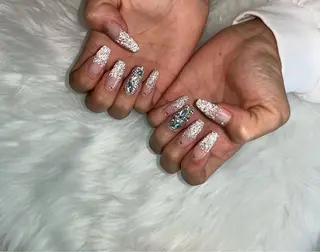 ネイル ネイリスト MRNのネイルデザイン