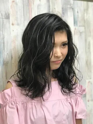 ロング カラー 山内 聡史のヘアスタイル