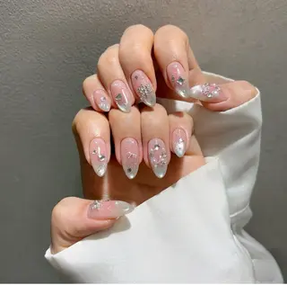 ネイル Hina 池袋 長だしチップ専門店のネイルデザイン