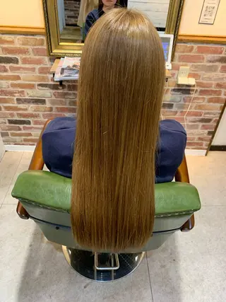 ロング カラー 小嶋 美里のヘアスタイル