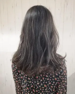 セミロング カラー 西川 敏夫のヘアスタイル