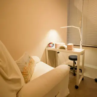 ネイル イーミリー市川店 moekaのネイルデザイン