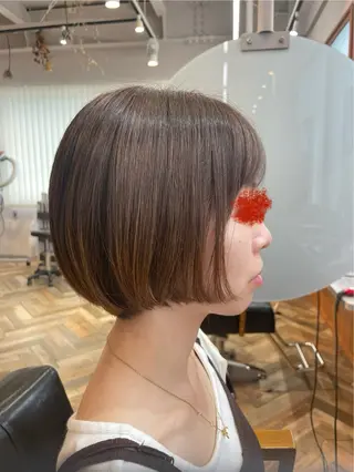 ショート maru.所属・照井 由香理のヘアスタイル