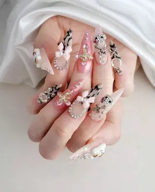 ネイル Lina nail所属・Lunaa 池袋のネイルデザイン