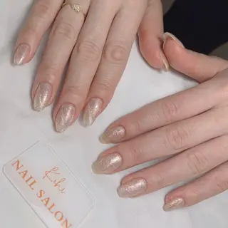 ネイル 💕鈴木ユリ パラジェル/オフ無料のネイルデザイン