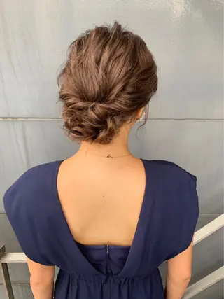 ミディアム ヘアアレンジ 女性リピ90%🍨 🩷佐藤みずきのヘアスタイル