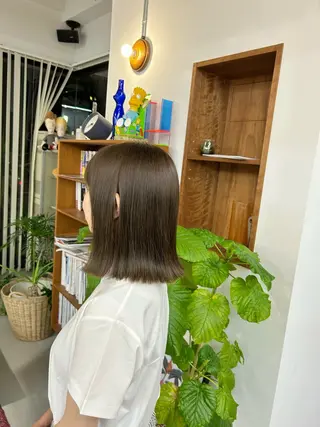 ミディアム カラー 藤原 あかりのヘアスタイル