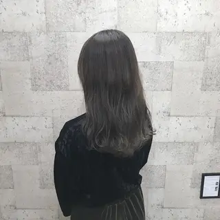 セミロング カラー インナーカラー/天神 ブリーチ/吉田のヘアスタイル