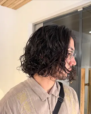 ミディアム パーマ casi所属・メンズパーマ／ボブ 星本広海のヘアスタイル