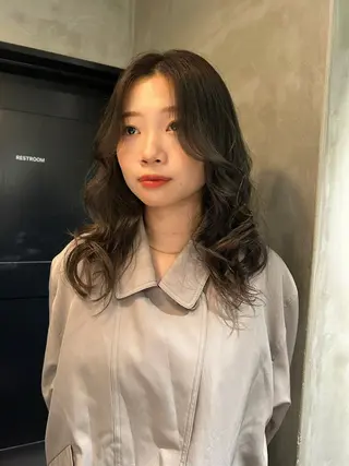 セミロング カラー デザイン/アレンジ ❤︎イシイレイのヘアスタイル