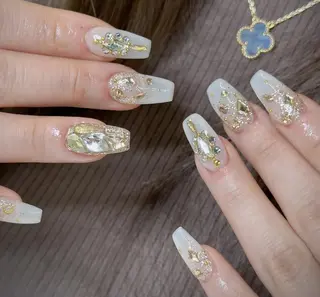 ネイル Pure&Rich Nailのネイルデザイン