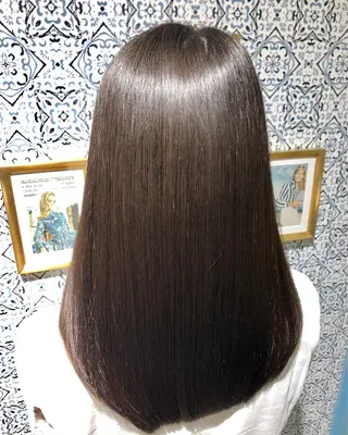 ミディアム 代表山口ひな 髪質改善のプロのヘアスタイル