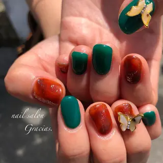 ネイル Gracias. rieのネイルデザイン