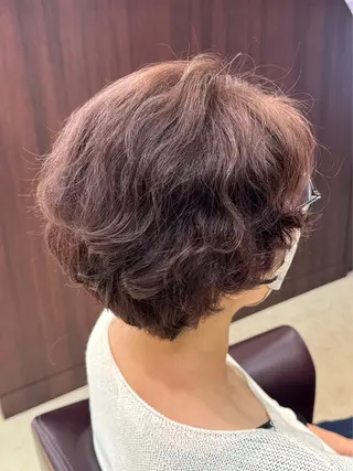 ショート カラー BENI鈎取 kanakoのヘアスタイル
