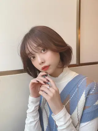 ミディアム 韓国くびれレイヤー 🇰🇷はづきのヘアスタイル