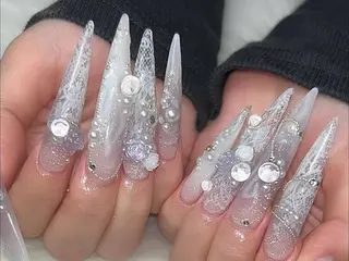 ネイル ❤️💛🩵京橋 痛ネイル⭐️3Dのネイルデザイン