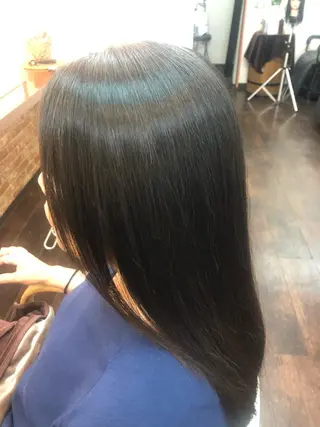 セミロング パーマ 桧山 真のヘアスタイル