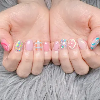 ネイル 個室ネイルサロンDolly  Girl〜ドーリーガール〜所属・DollyGirl KYOKOのネイルデザイン