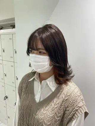 ミディアム カラー パーマ ヘアアレンジ ネイル マツエク・マツパ 韓国風ベージュ🤎 赤みなし🌿横浜🤎のヘアスタイル