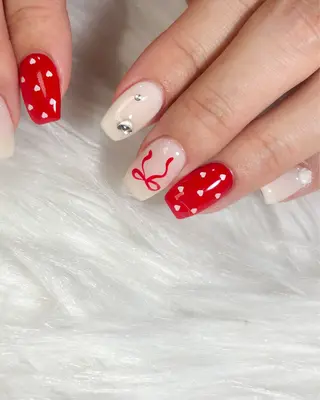 ネイル émure. / パラジェル認定のネイルデザイン