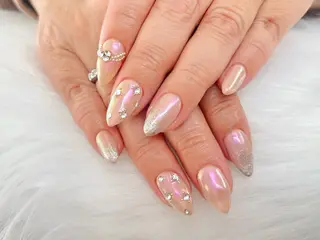 ネイル Nail Salon 7所属・高橋 ことののネイルデザイン