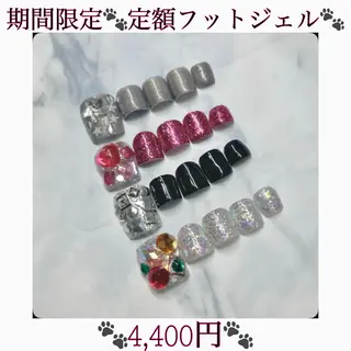 ネイル VOGUE ×SWANのネイルデザイン