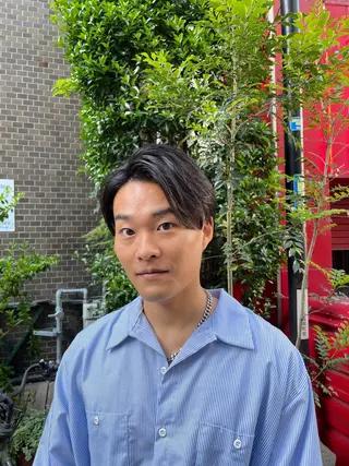 パーマ メンズ CARE SHINSAIBASHI所属・縮毛・酸性ストレート 特化のヘアスタイル